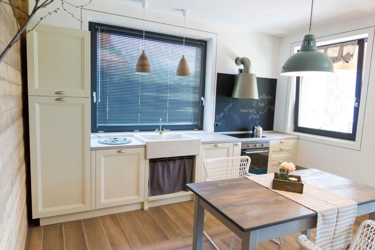 Rocca D'Anfo B&B-Apartments Lake View エクステリア 写真