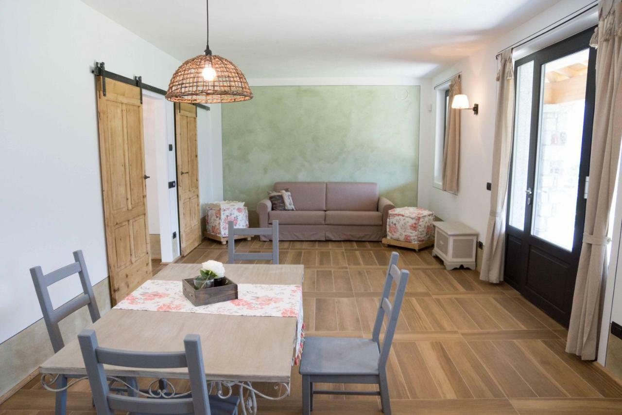 Rocca D'Anfo B&B-Apartments Lake View エクステリア 写真