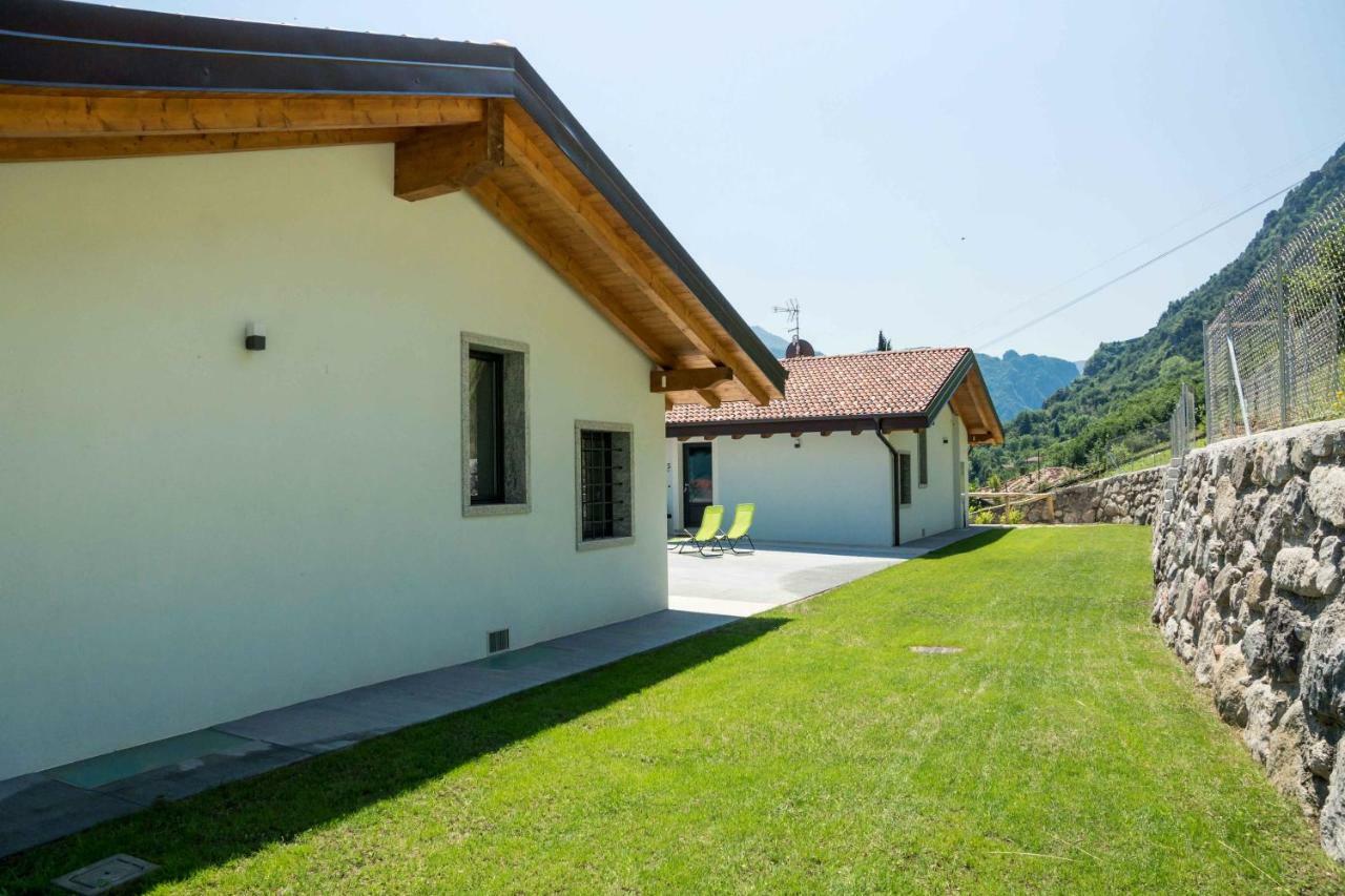 Rocca D'Anfo B&B-Apartments Lake View エクステリア 写真